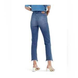 Levi's Women's 724 High Rise Slim Straight Cropped Frayed Hem Size 32 New Tag